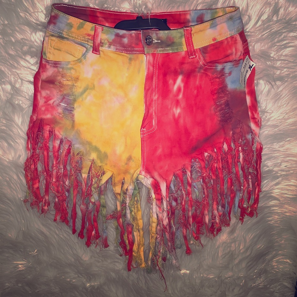 High waisted tie dye fringed shorts